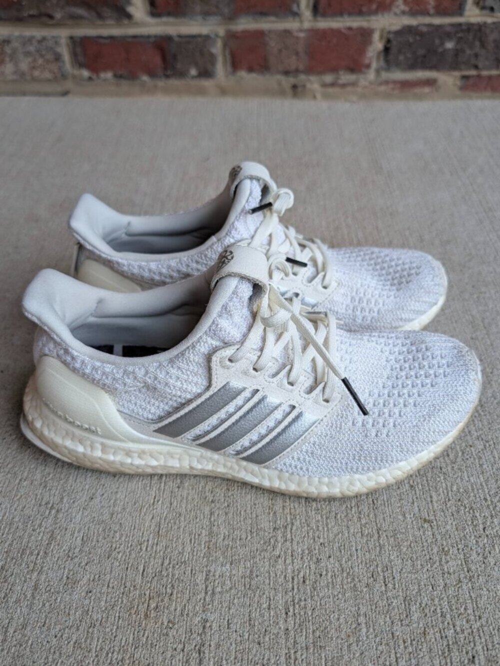 Adidas - Game of Thrones x UltraBoost 4.0 - Women's 8.5 - White/Silver/Targaryan